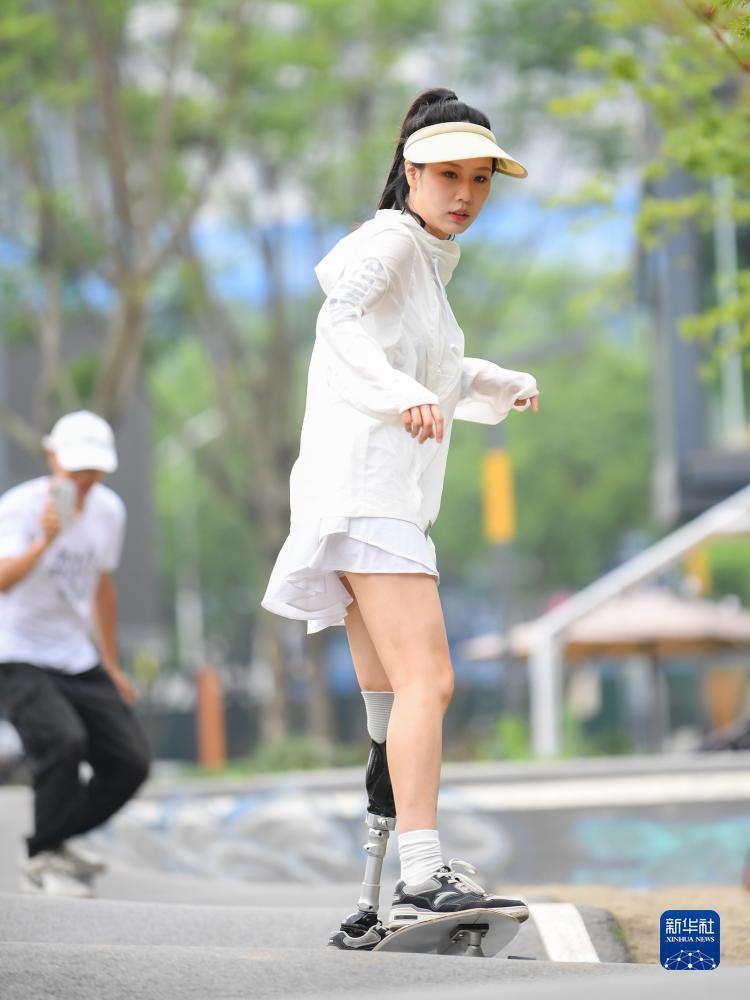 真人打牌赚钱游戏